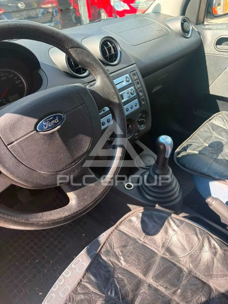 2005 Ford FIESTA