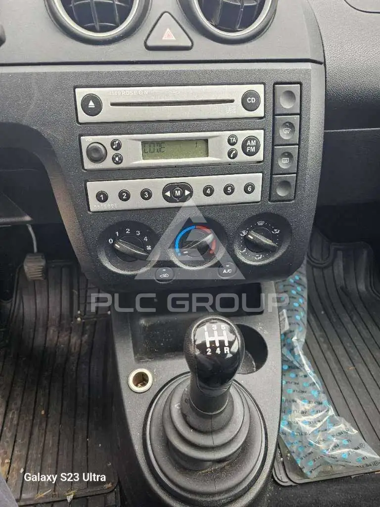 2005 Ford FIESTA