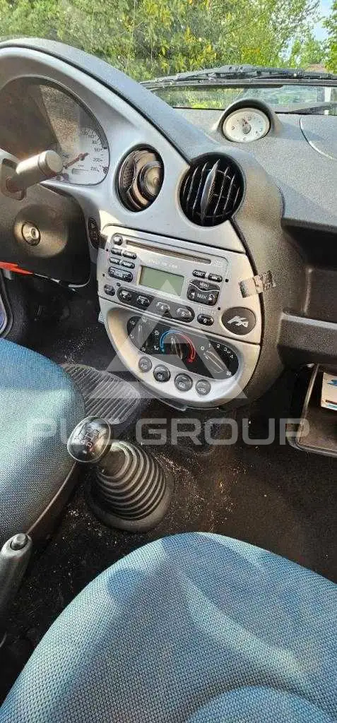 2005 Ford KA