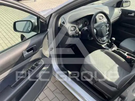 2005 Ford FOCUS
