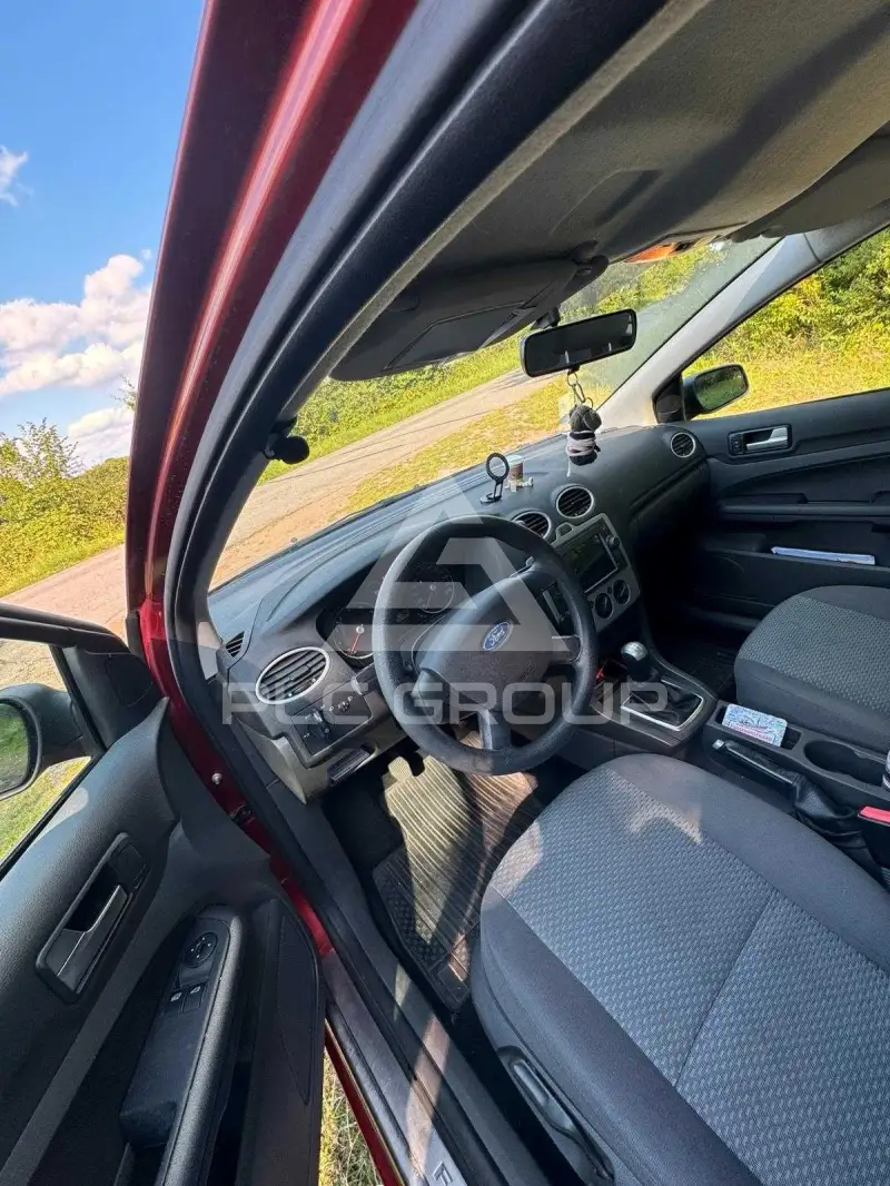 2005 Ford FOCUS