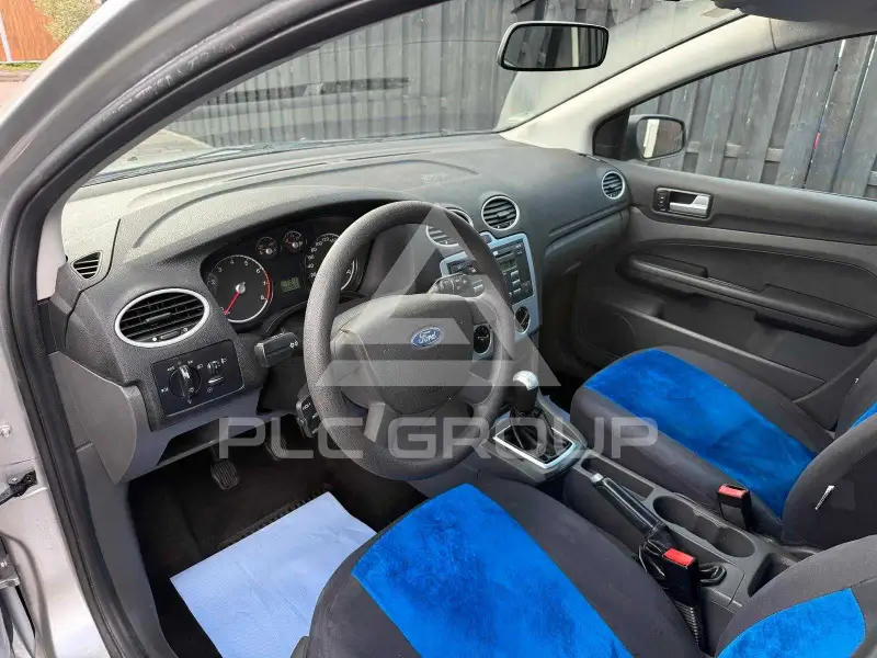 2005 Ford FOCUS