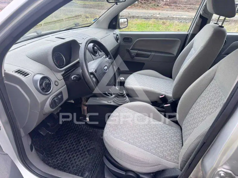 2005 Ford FUSION