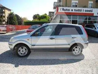 2005 Ford FUSION