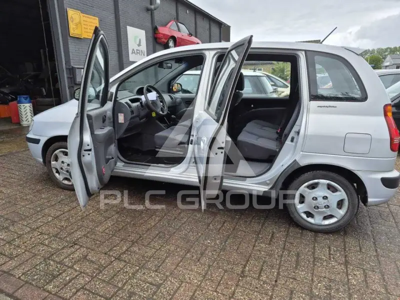 2005 Hyundai Matrix