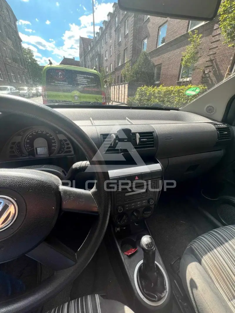 2005 Volkswagen FOX