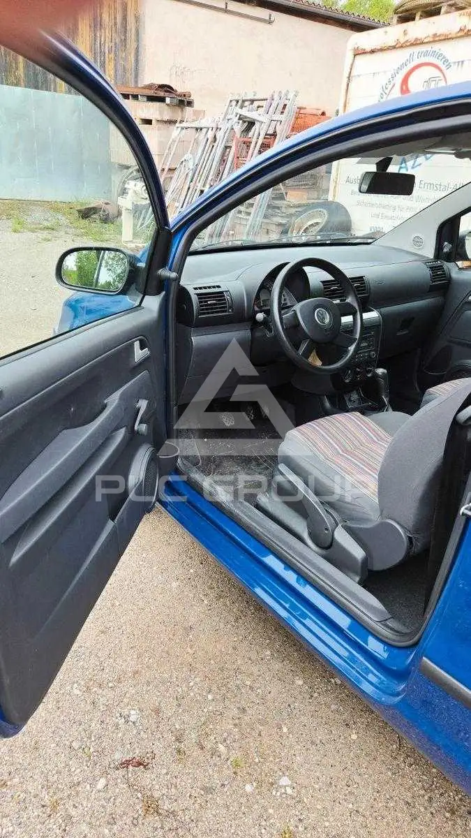 2005 Volkswagen FOX