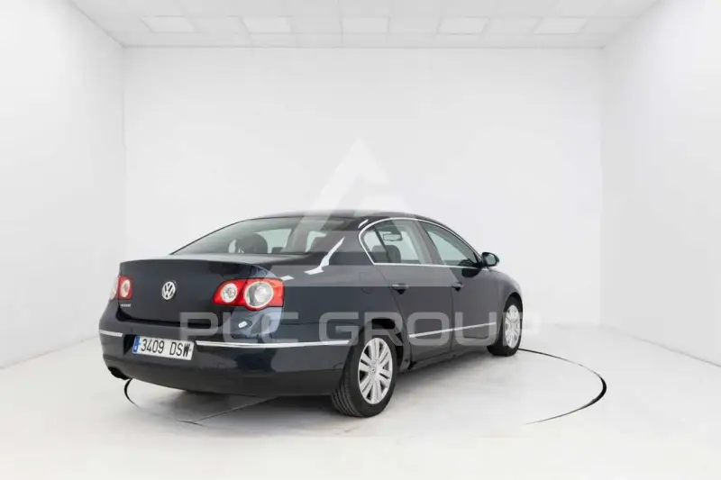 2005 Volkswagen Passat
