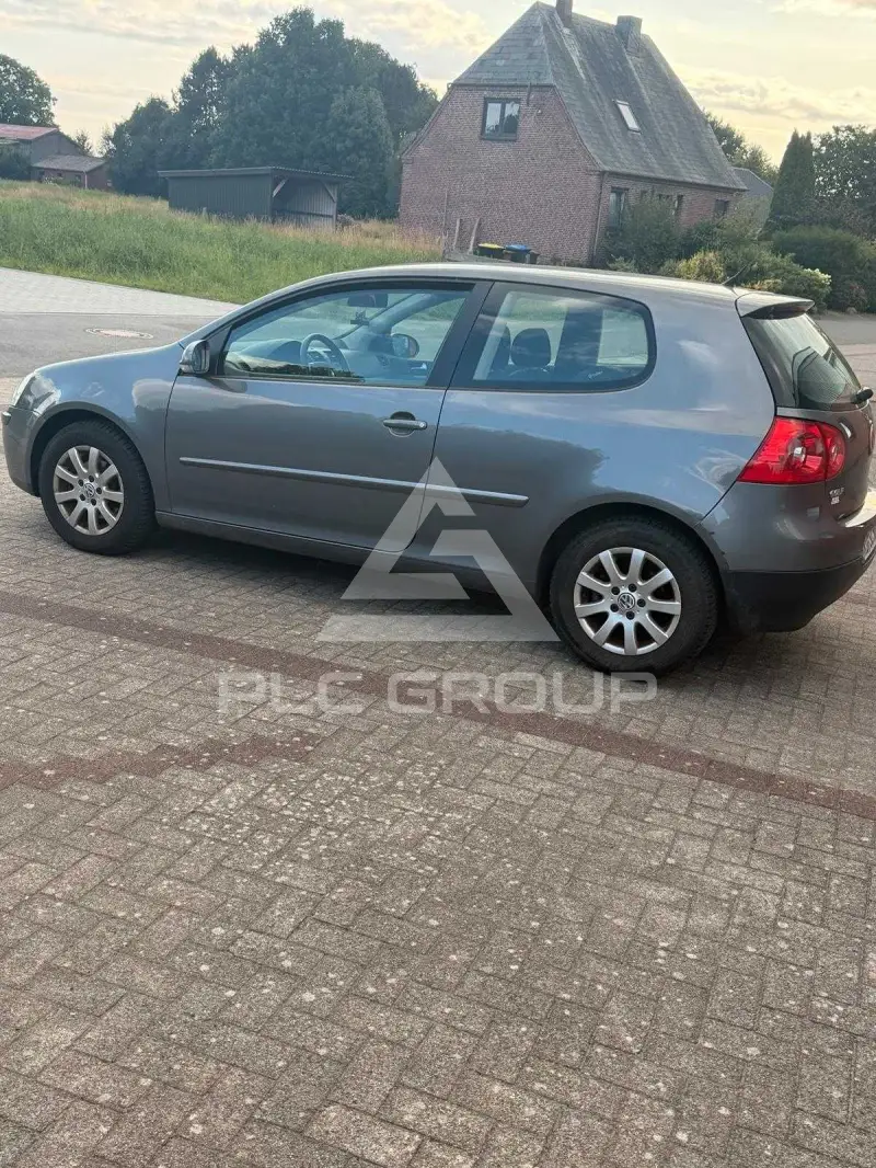 2005 Volkswagen GOLF