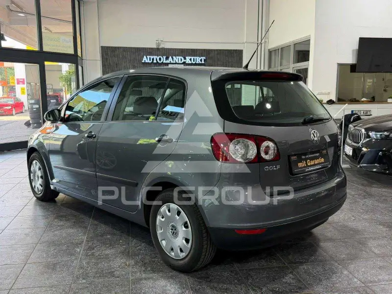 2005 Volkswagen GOLF