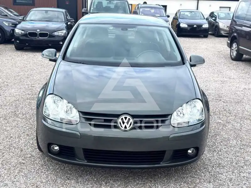 2005 Volkswagen GOLF