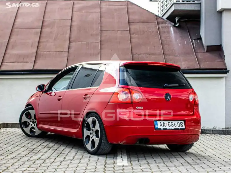 2005 Volkswagen GOLF