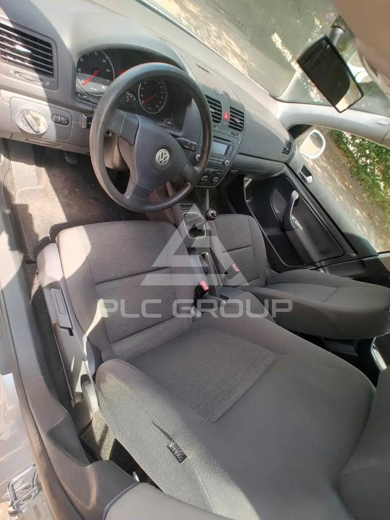 2005 Volkswagen GOLF