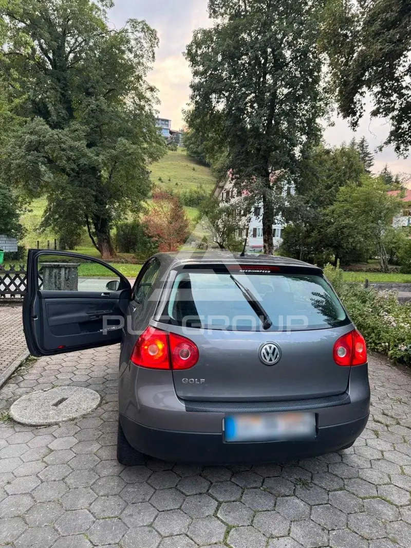 2005 Volkswagen GOLF