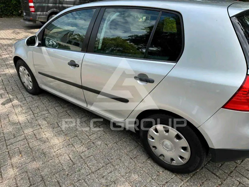 2005 Volkswagen GOLF