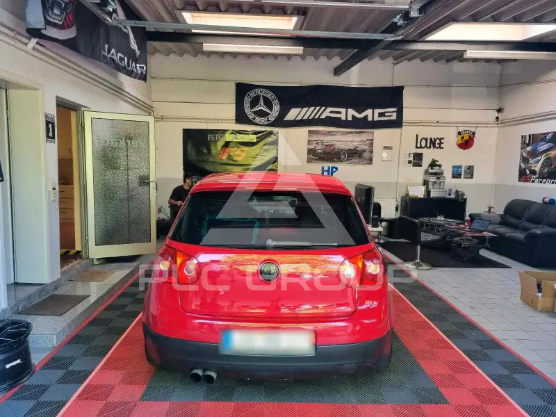 2005 Volkswagen GOLF