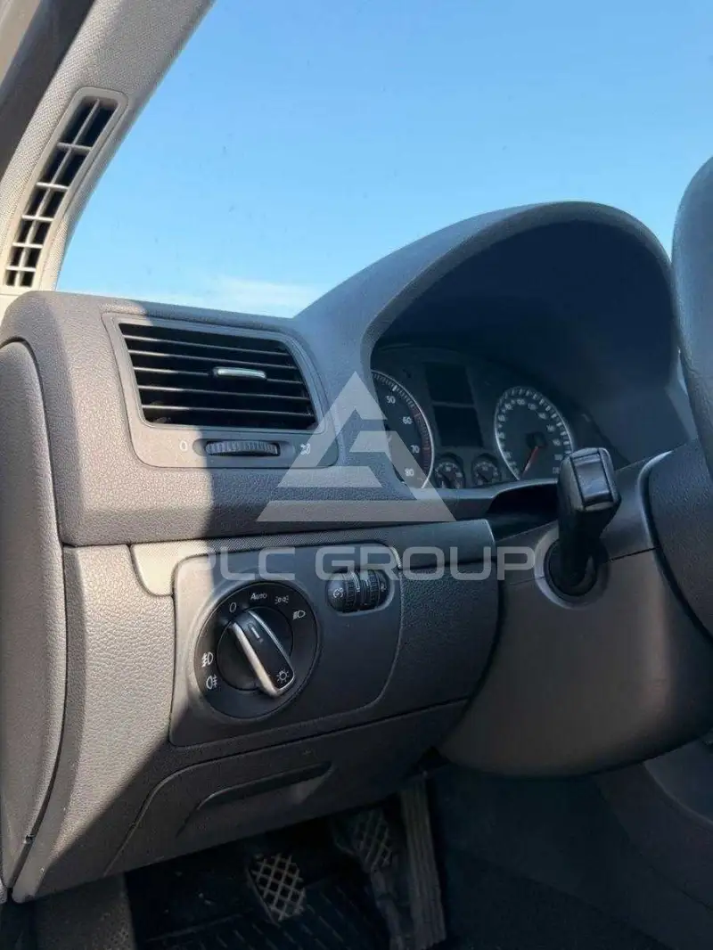 2005 Volkswagen GOLF