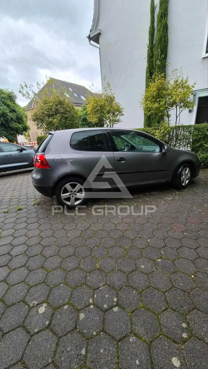 2005 Volkswagen GOLF