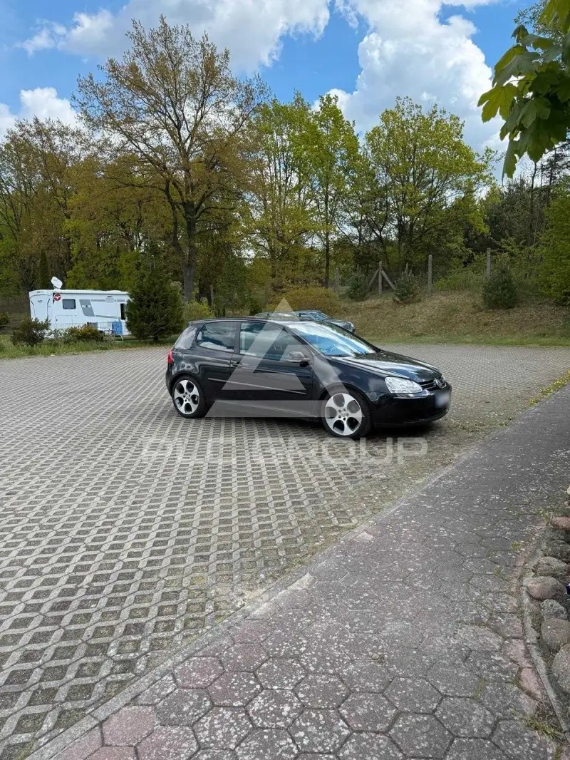 2005 Volkswagen GOLF