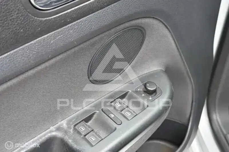 2005 Volkswagen GOLF