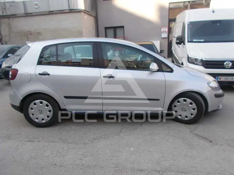 2005 Volkswagen GOLF