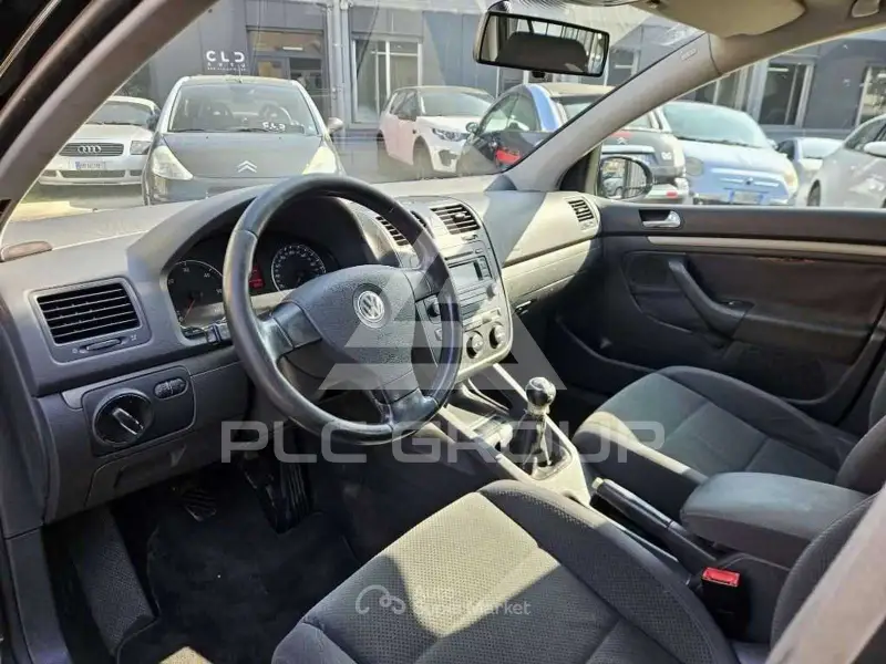 2005 Volkswagen GOLF