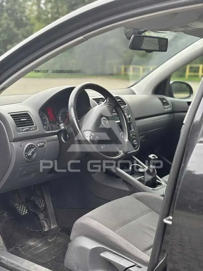 2005 Volkswagen GOLF