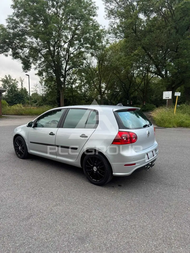 2005 Volkswagen GOLF