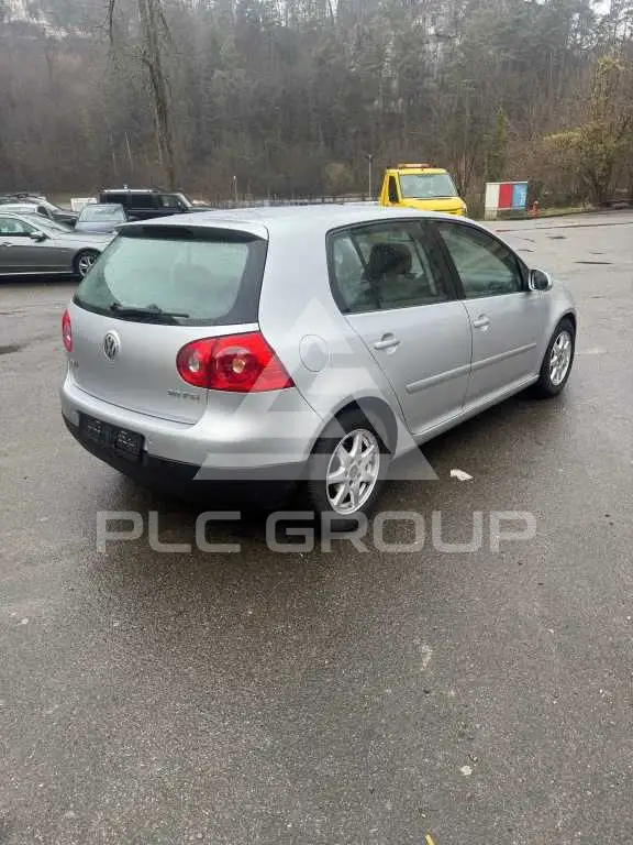2005 Volkswagen GOLF