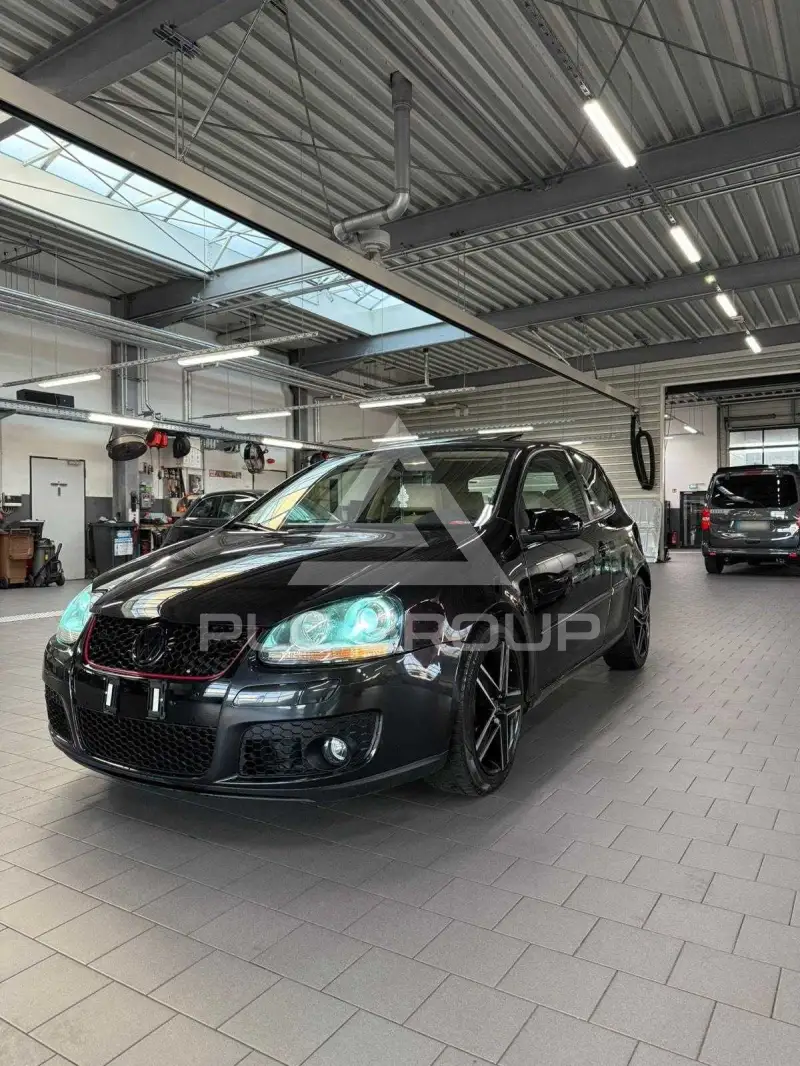 2005 Volkswagen GOLF