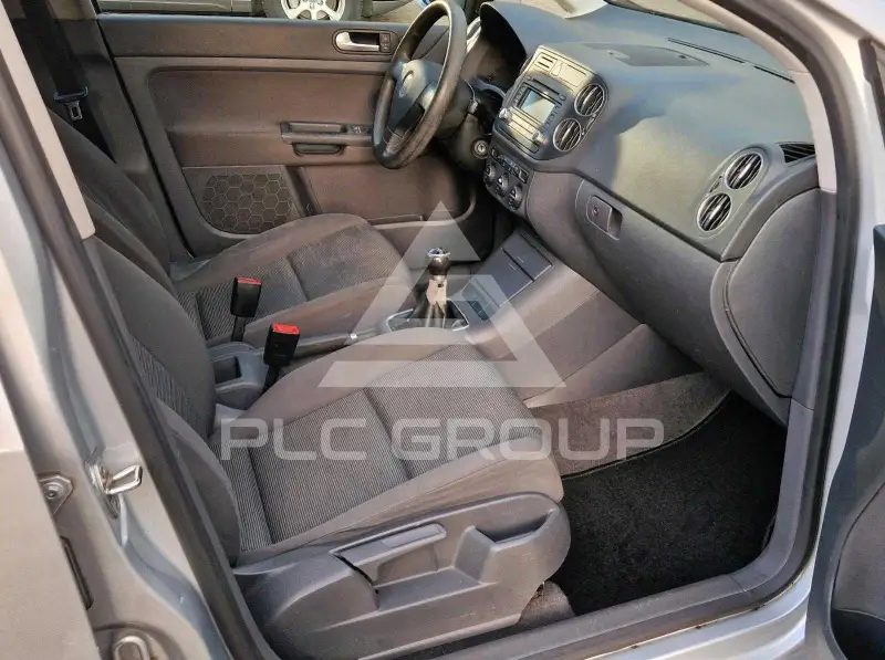 2005 Volkswagen GOLF