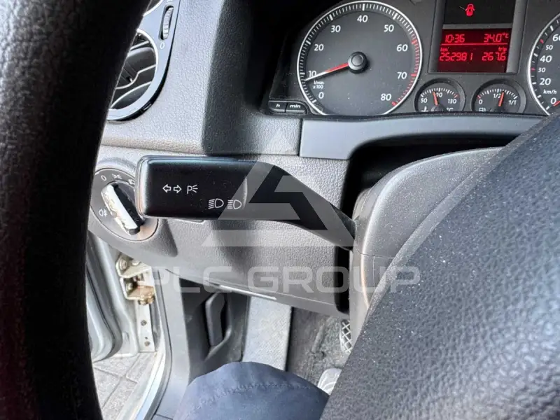 2005 Volkswagen GOLF