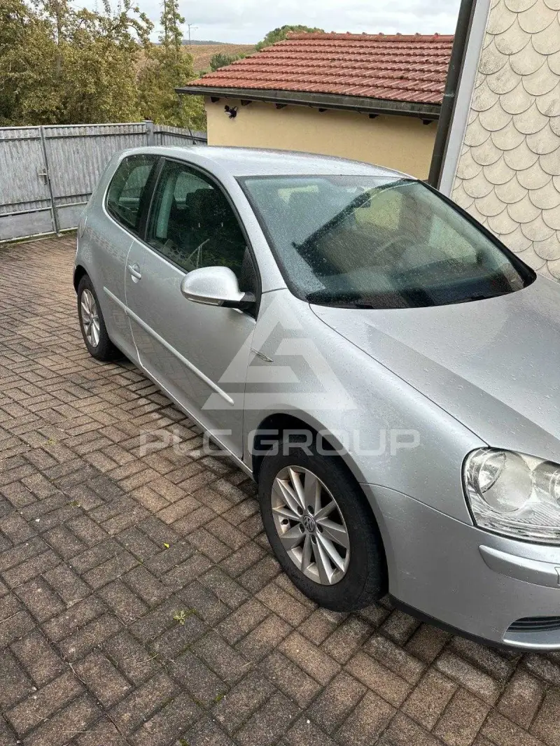 2005 Volkswagen GOLF