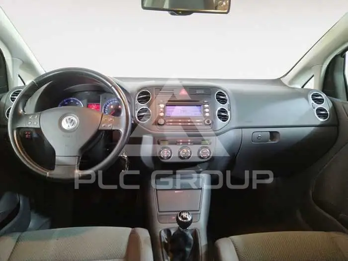 2005 Volkswagen GOLF