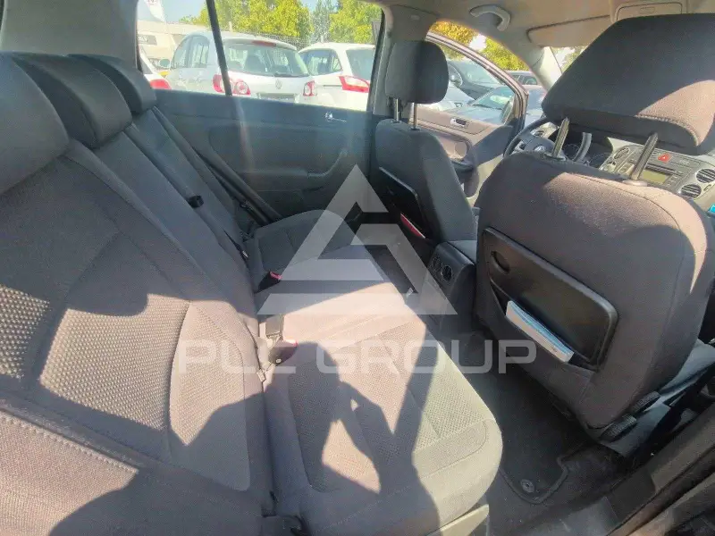 2005 Volkswagen GOLF