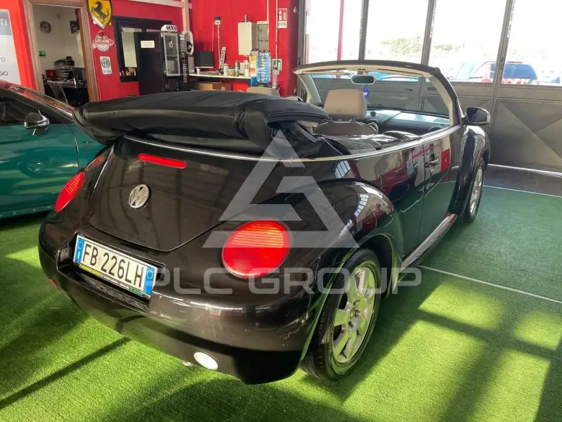 2005 Volkswagen BEETLE