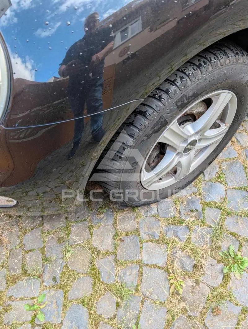 2005 Volkswagen BEETLE