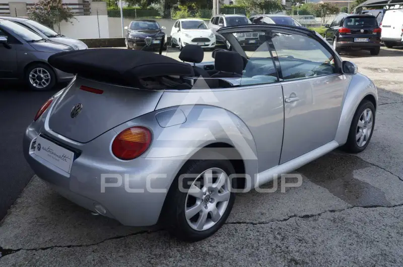 2005 Volkswagen BEETLE