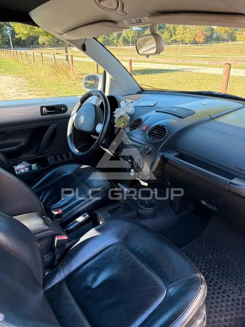 2005 Volkswagen BEETLE