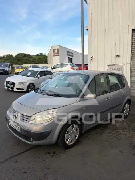 2005 Renault Scenic