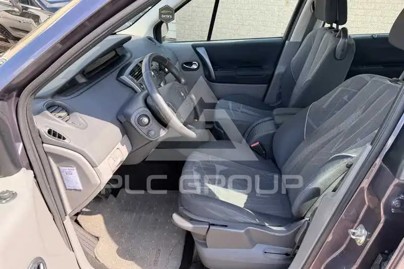 2005 Renault Scenic