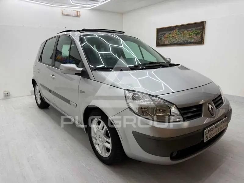 2005 Renault Scenic
