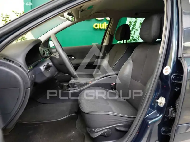 2005 Renault Laguna
