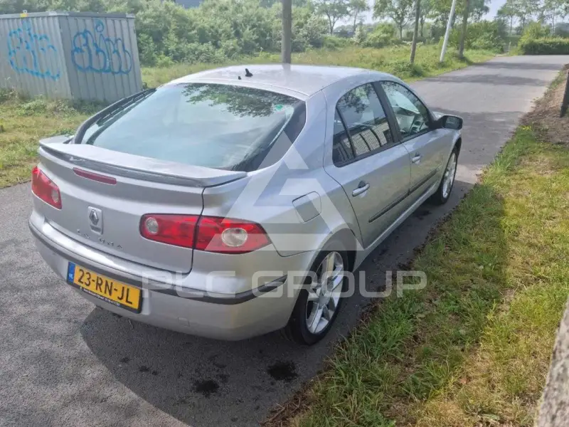 2005 Renault Laguna