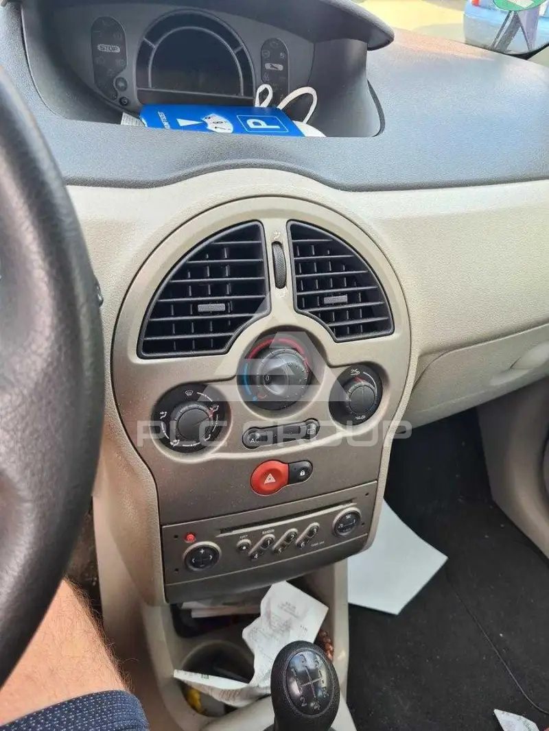 2005 Renault Modus