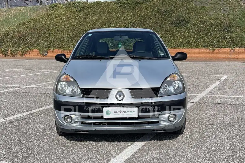 2005 Renault Clio