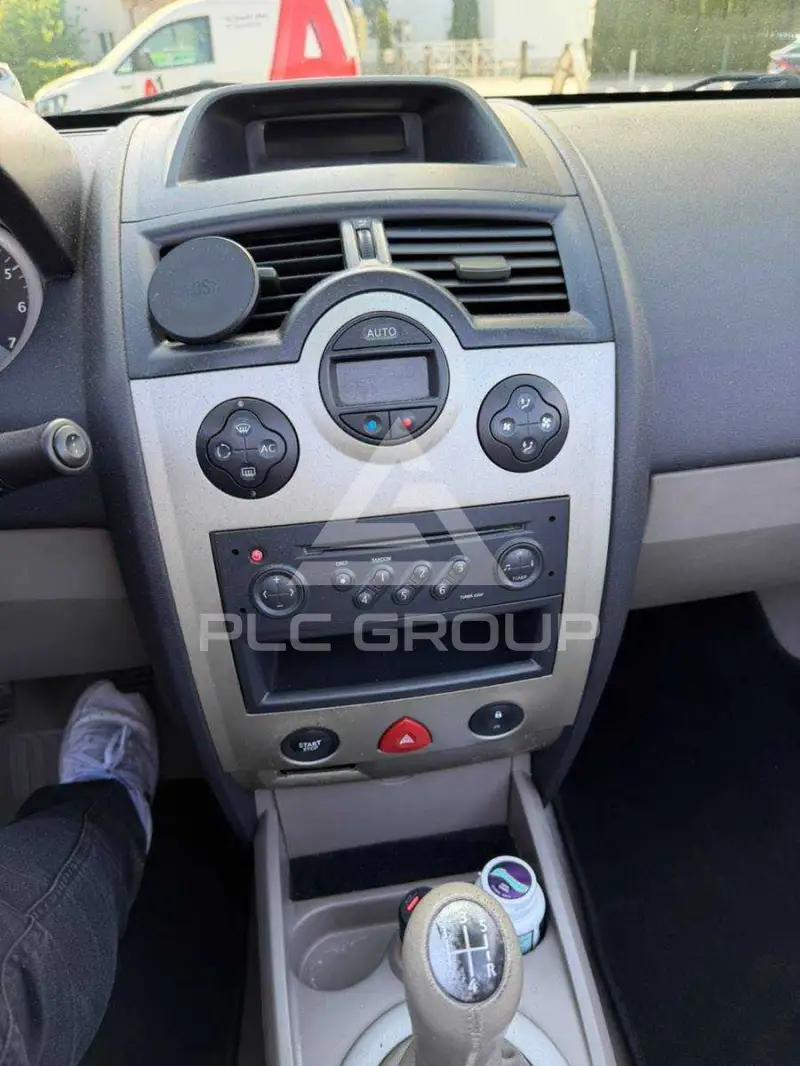 2005 Renault Megane