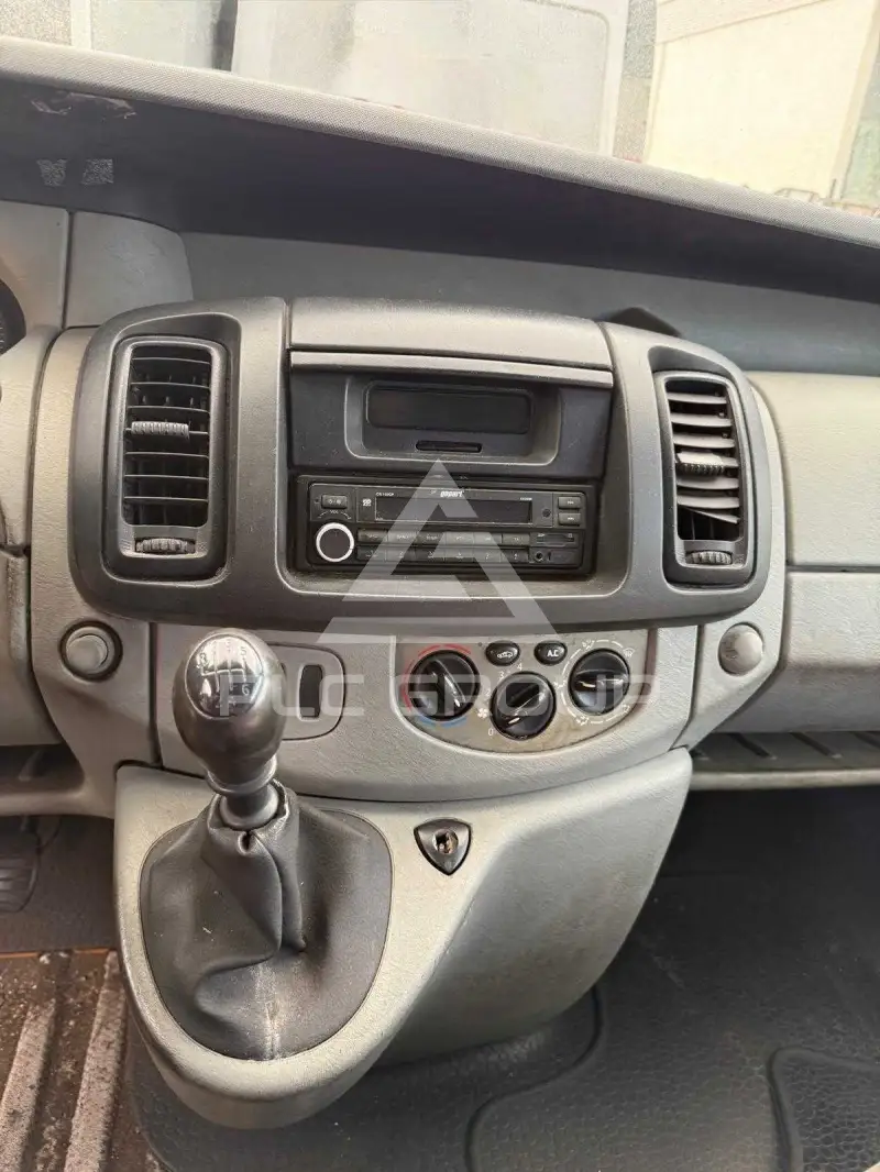 2005 Renault Trafic