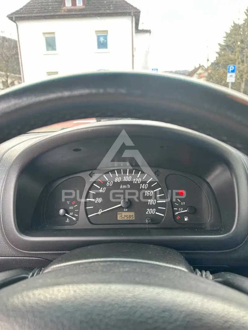 2005 Opel AGILA
