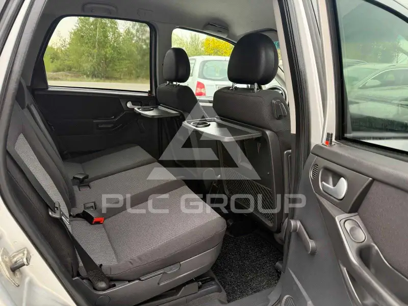 2005 Opel MERIVA